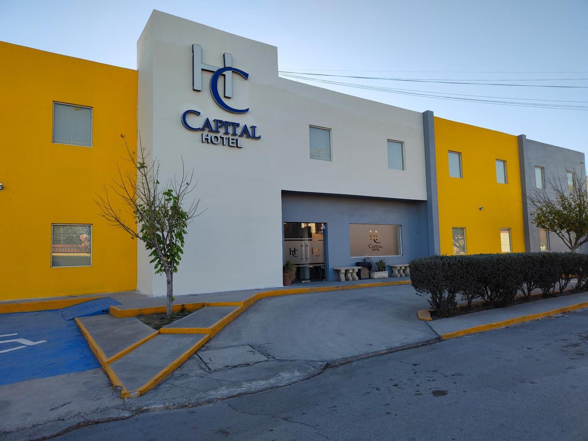 Capital Hotel Monclova Eksteriør billede